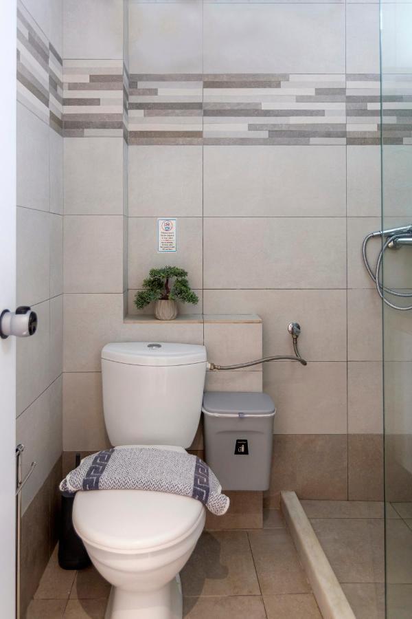 Sofia'S Apart 4U Glyfada  Bagian luar foto