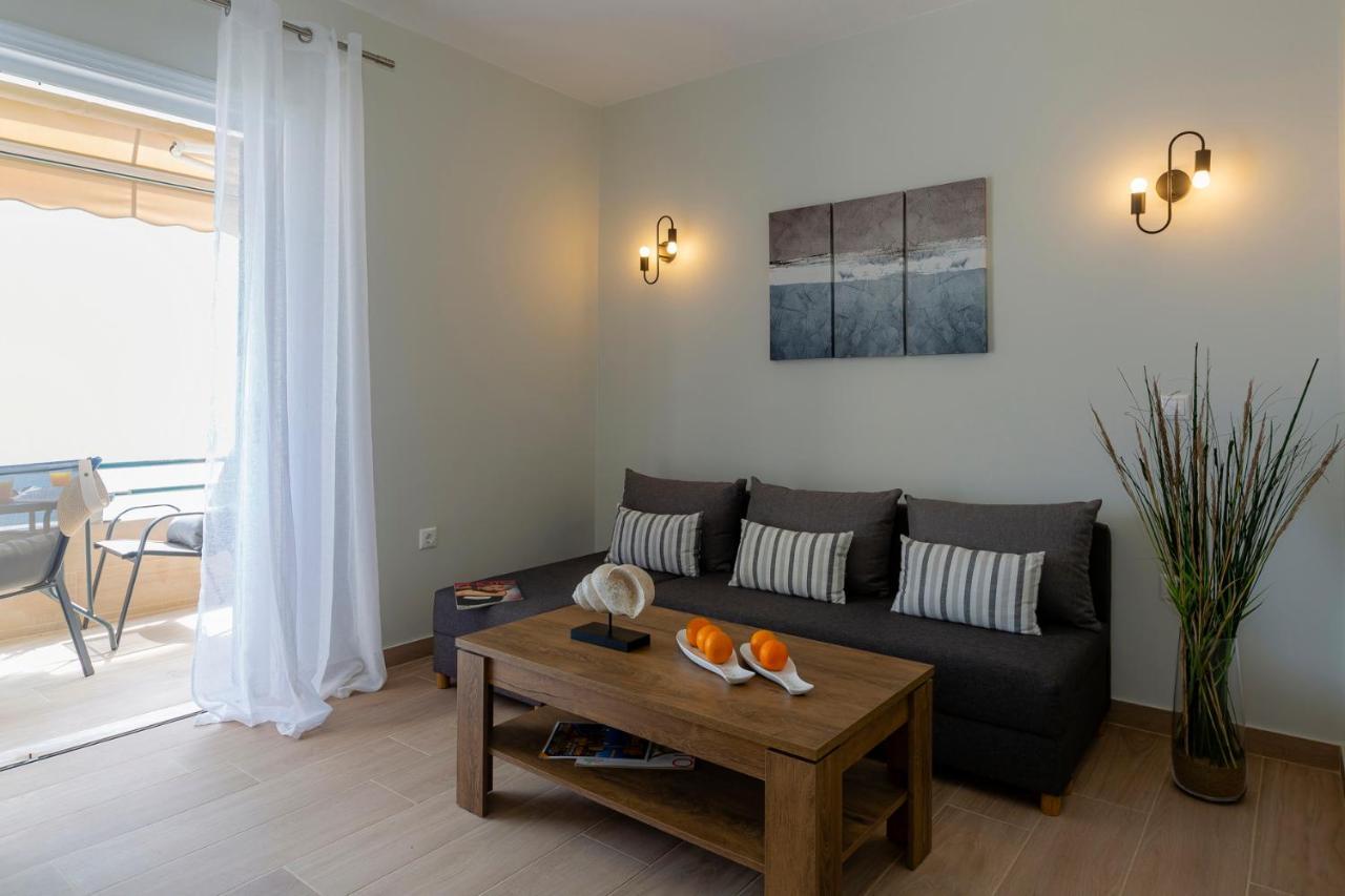 Sofia'S Apart 4U Glyfada  Bagian luar foto